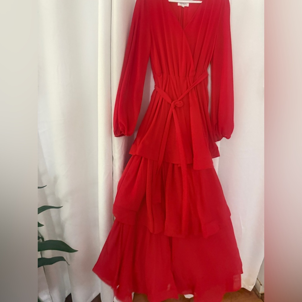 Elegant Red Long Sleeve Ruffle Maxi Dress - Picture 2 of 13